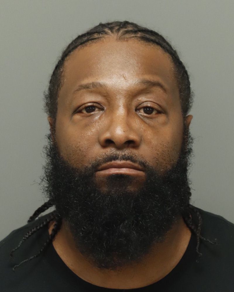 Booking photo of Lindel Wynn