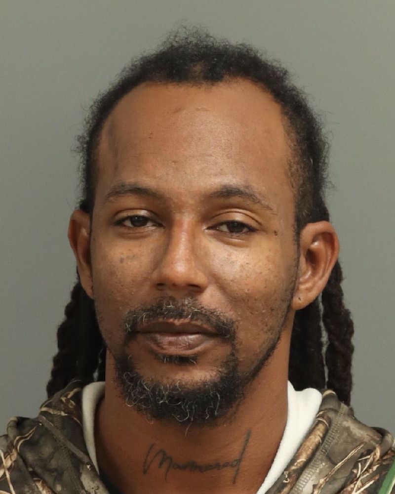Booking photo of Demetrius Hinton