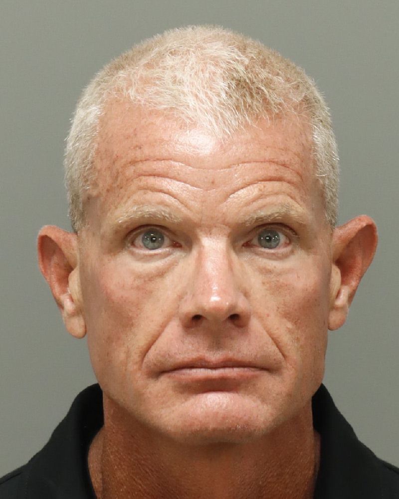 Robert Huggett booking photo