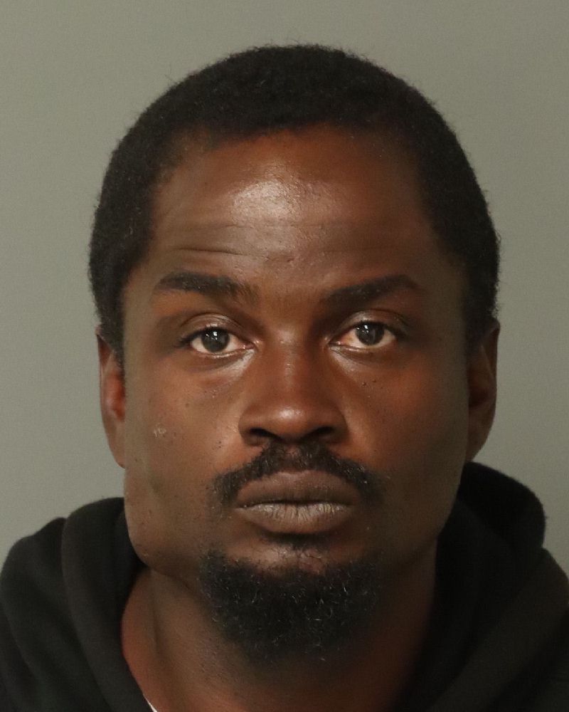 Booking photo of Akeem Royal