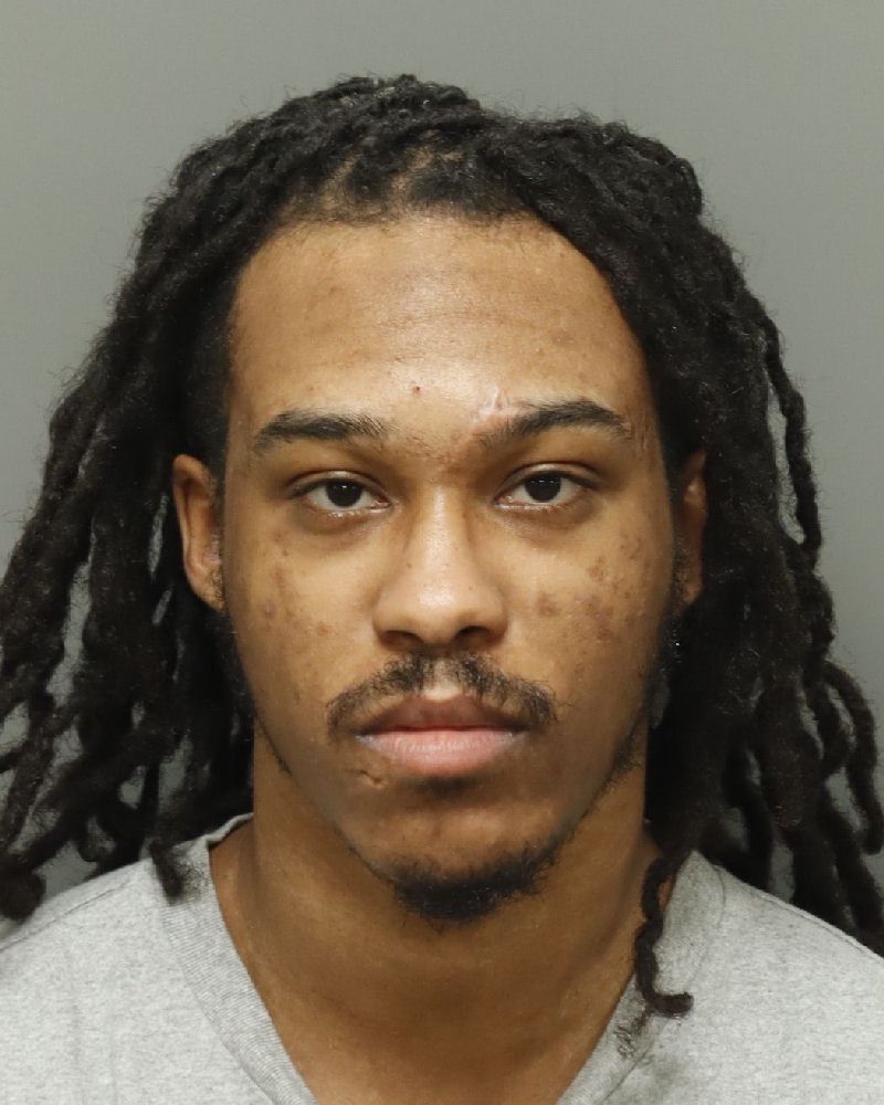 Booking photo of Elijah Aponte-horne