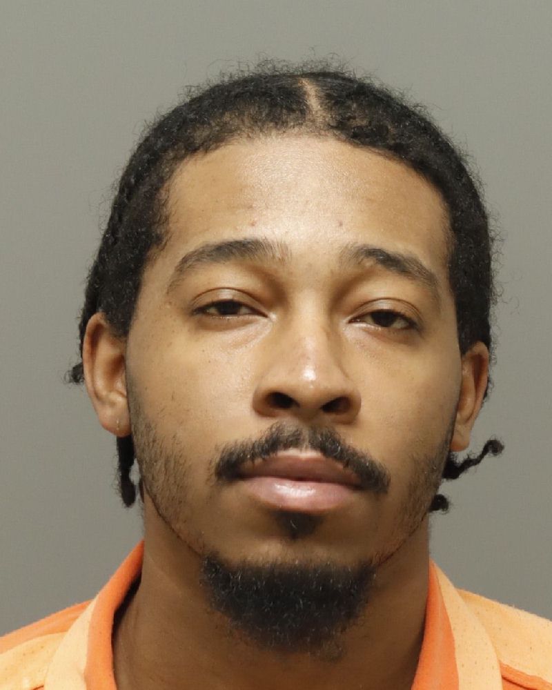 Booking photo of Sincere Lewis