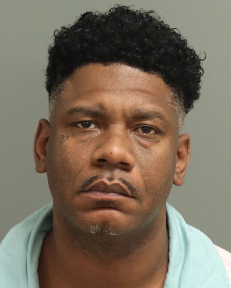Booking photo of Tamuel Scott