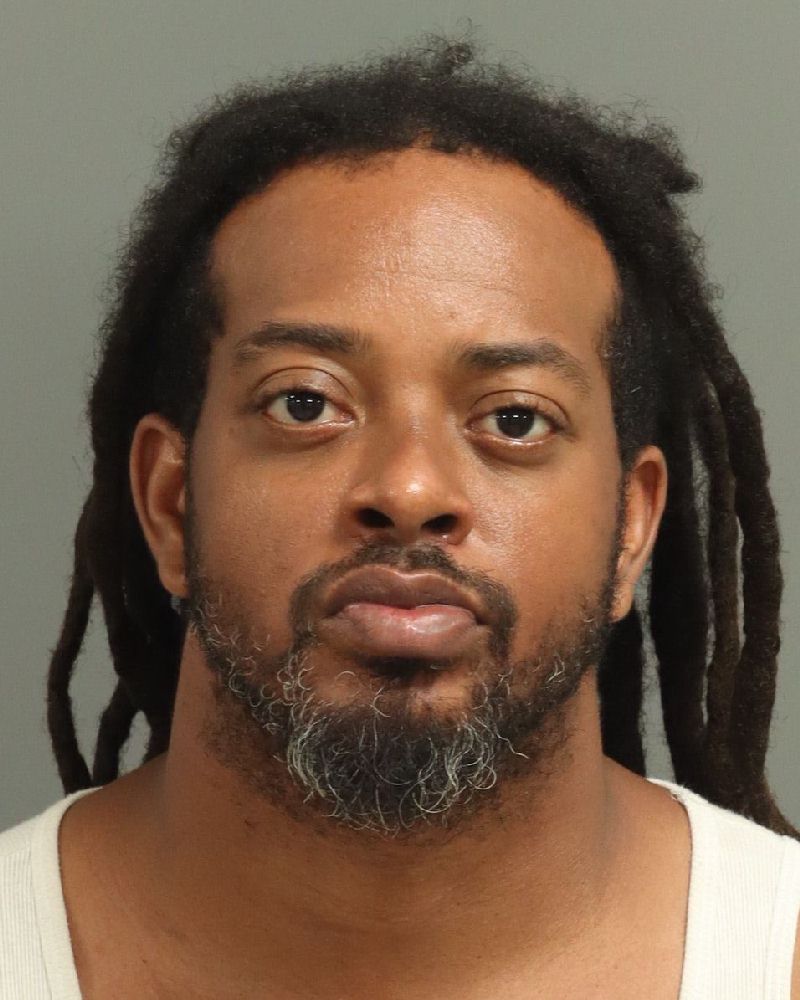 Booking photo of Lonnie Holden