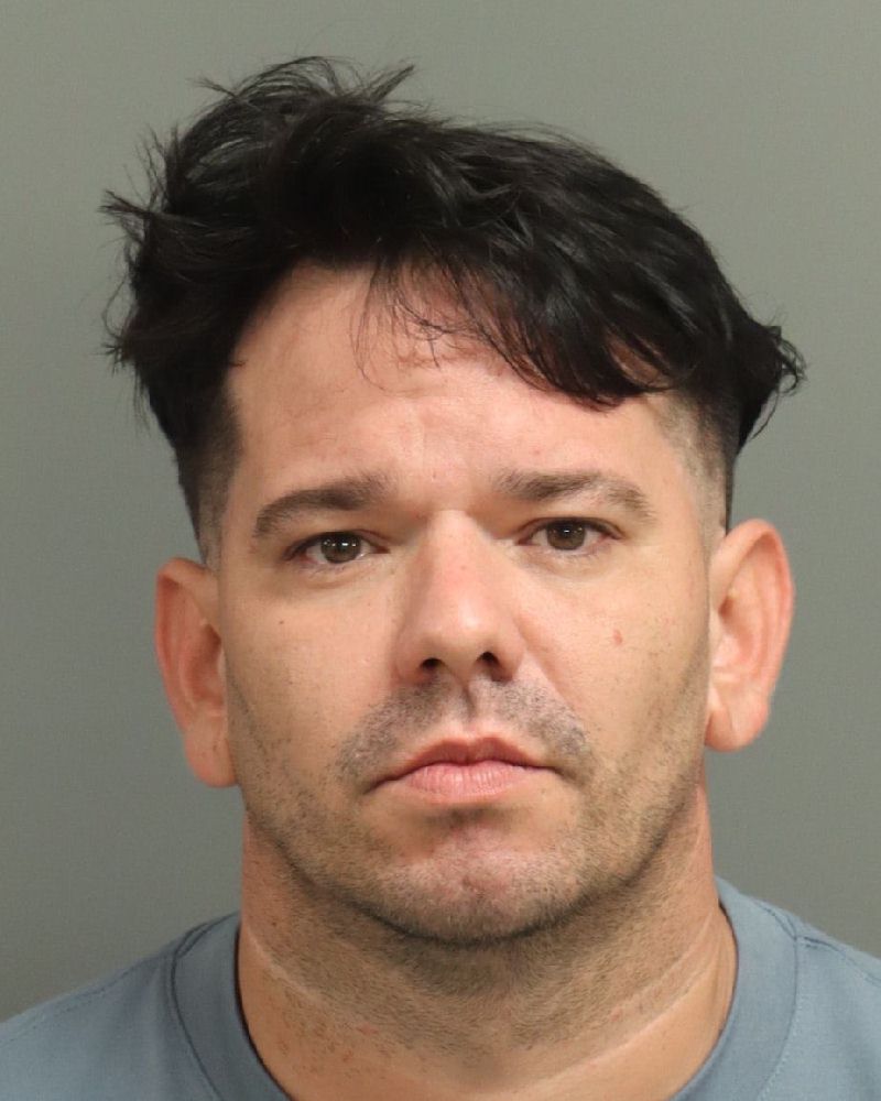 Booking photo of Roberto Rodriguez-acosta