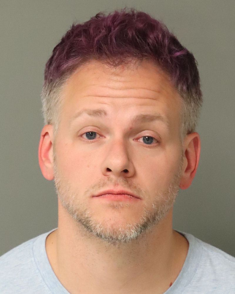 Booking photo of Thomas Voss
