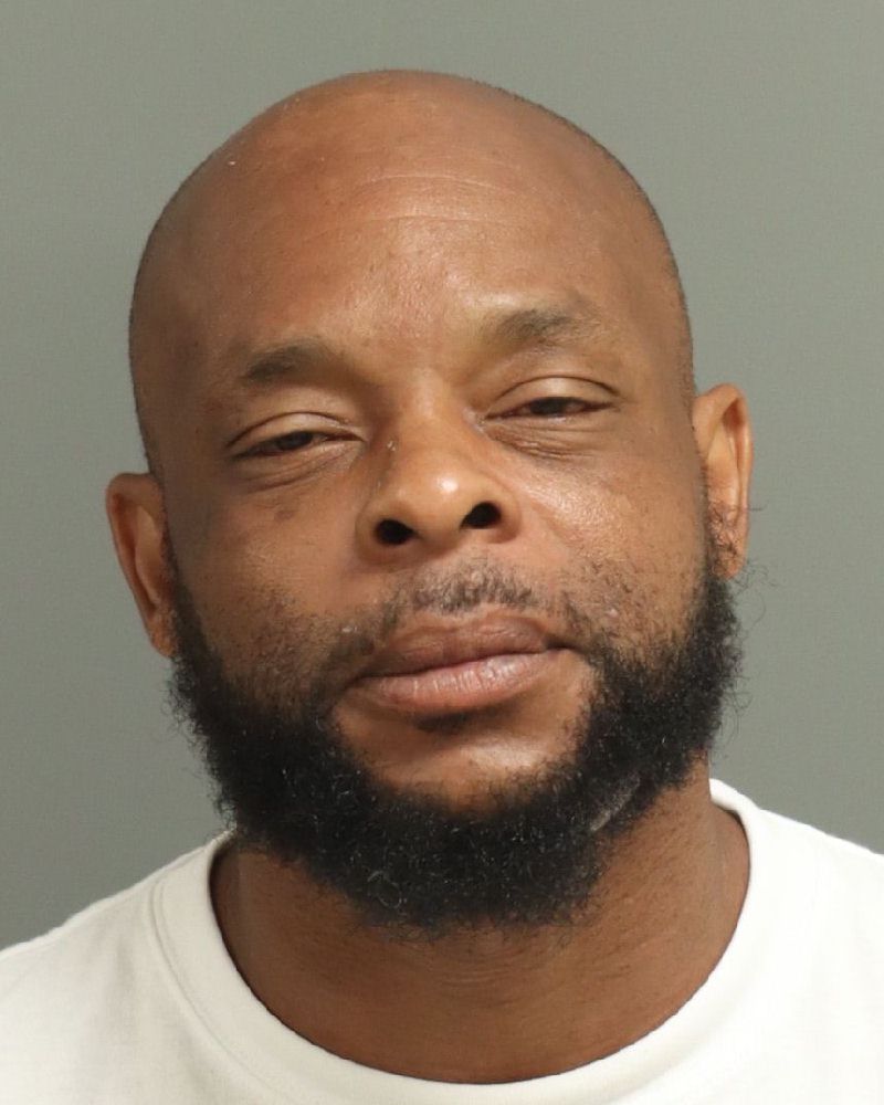 Booking photo of Derrick Bethea