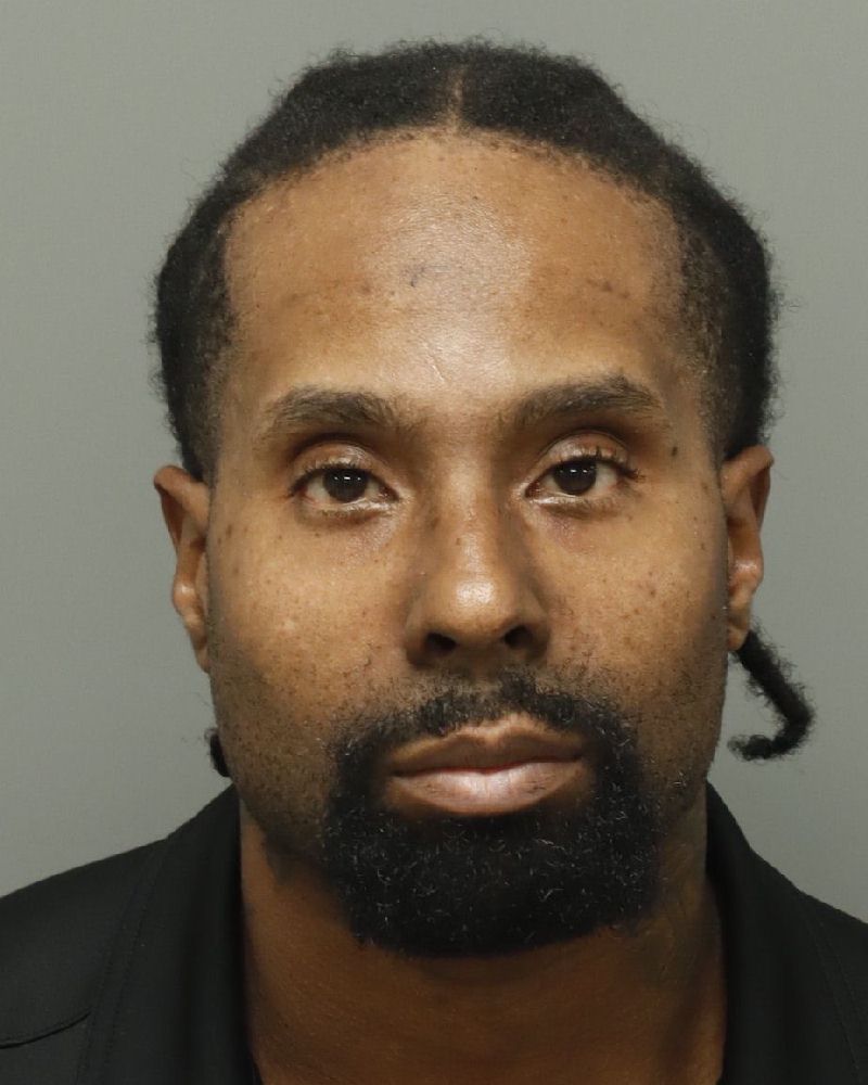 Booking photo of Cameron Staton