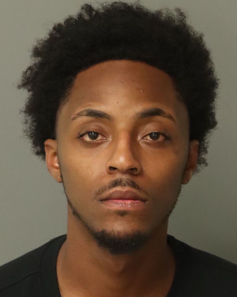 Booking photo of Damian Reaves