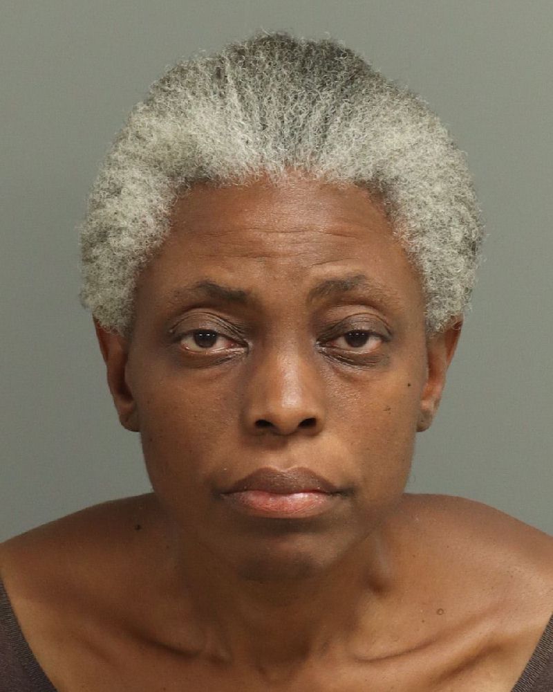 Booking photo of Demetrias Elliott