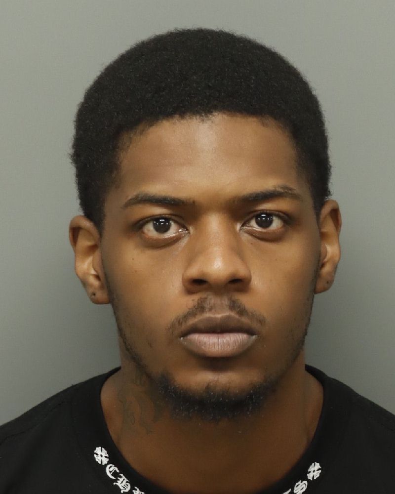 Booking photo of Dandre Holder