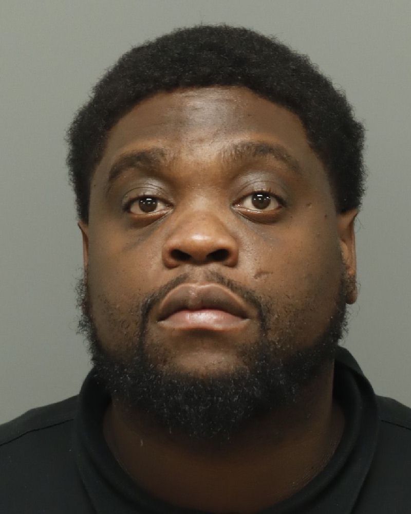 Booking photo of Shaquille Maynard