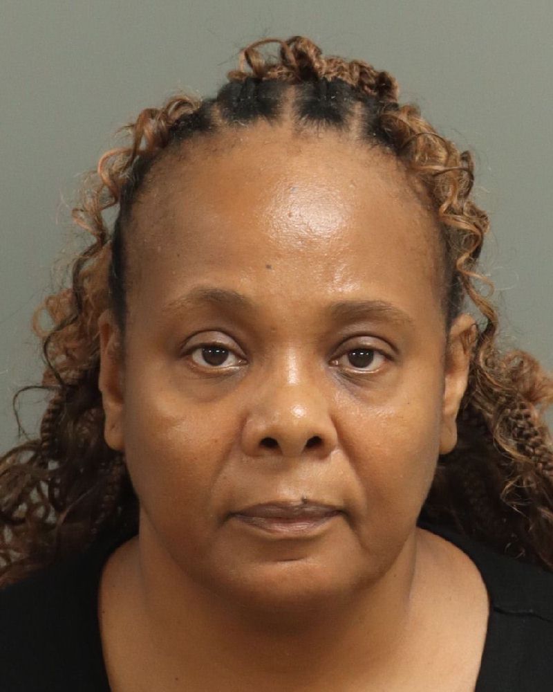 Booking photo of Yarmia Simmons