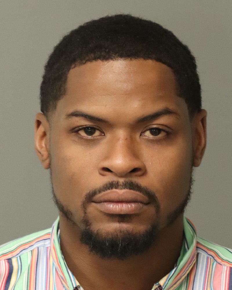 Kardelro Staton booking photo
