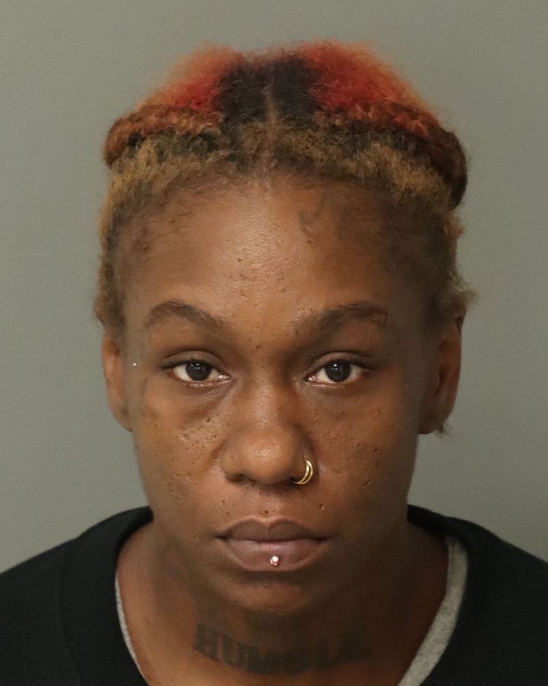 Quanika Thompson booking photo