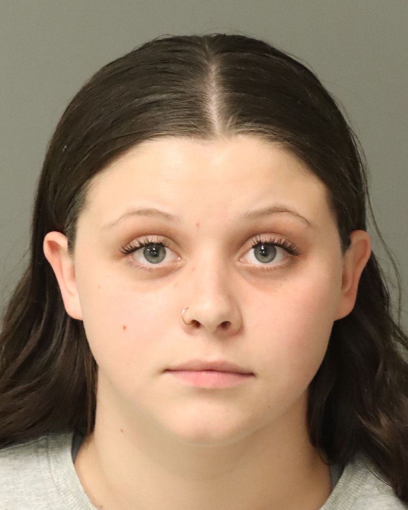 Booking photo of Alyson Macinnes