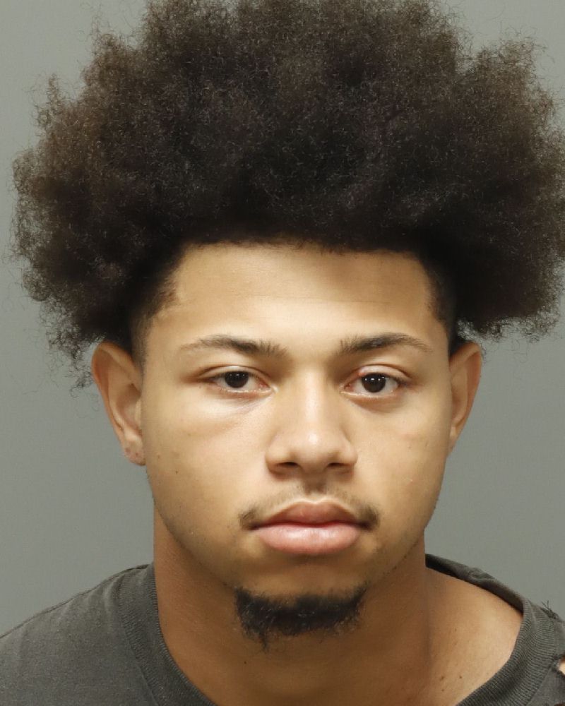 Booking photo of Devonte Laureano-muse