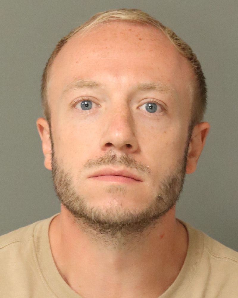 Booking photo of Kyle Henecke