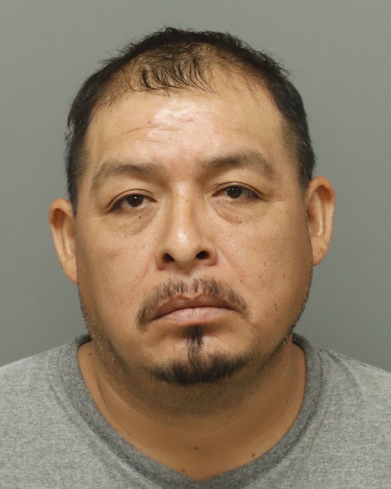 Booking photo of Ulfrano Perez-esteban