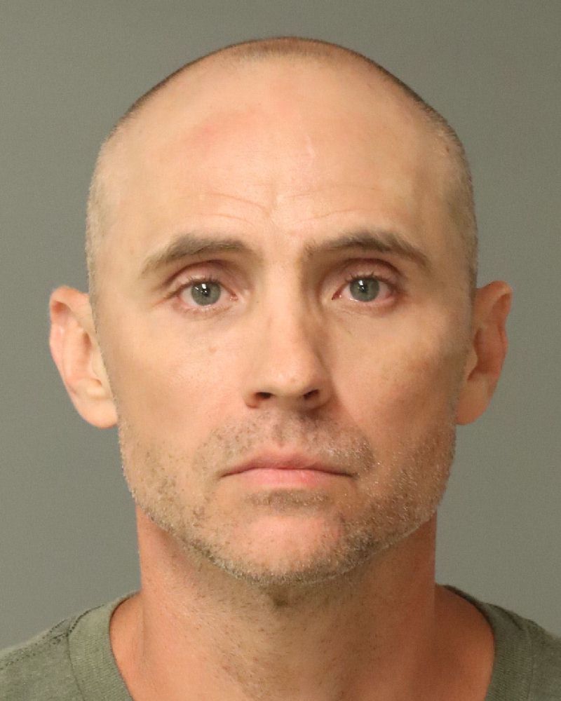 Booking photo of Jason Fox