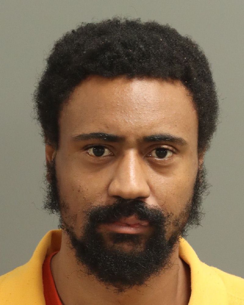 Booking photo of Jamel Reynolds