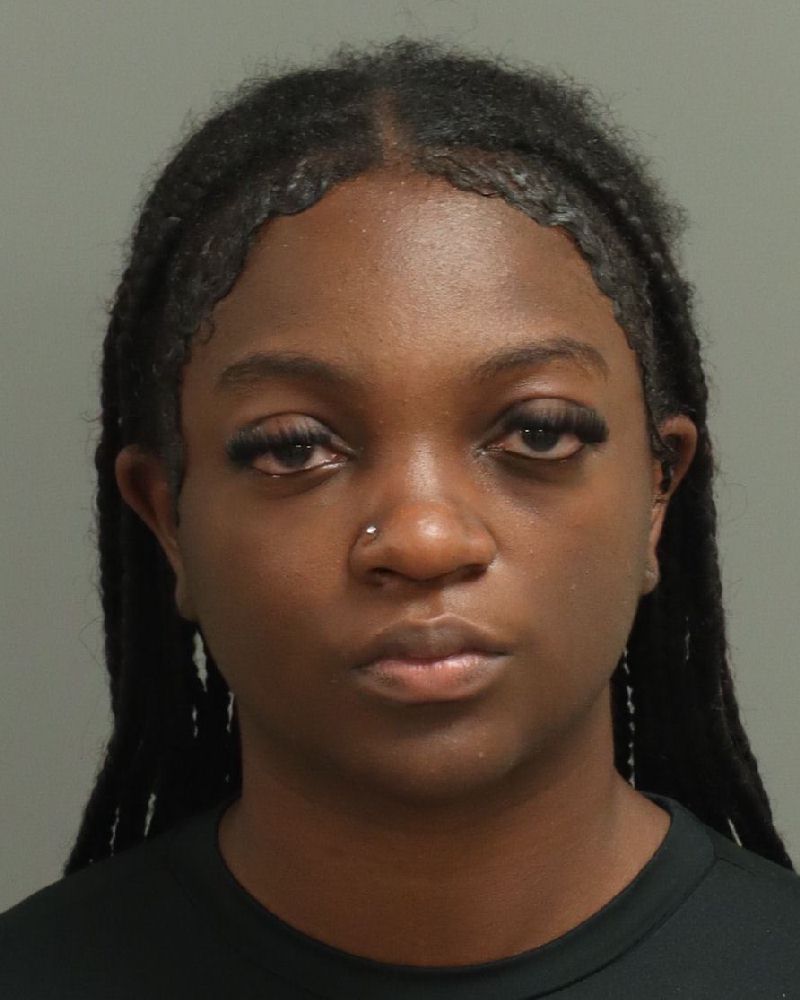 Booking photo of Toni Mclauchlin