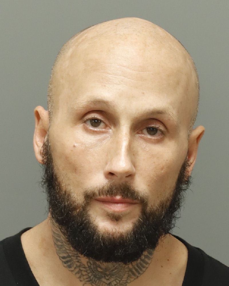 Booking photo of Chaz Alivo