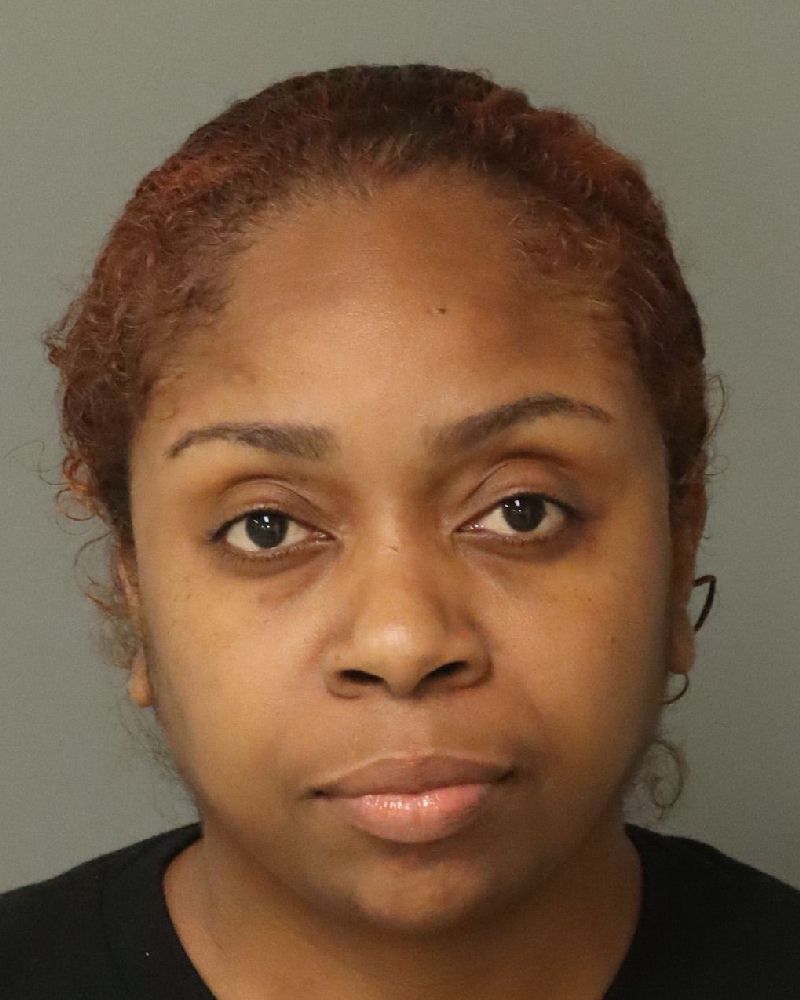 Booking photo of Rashanda Cross