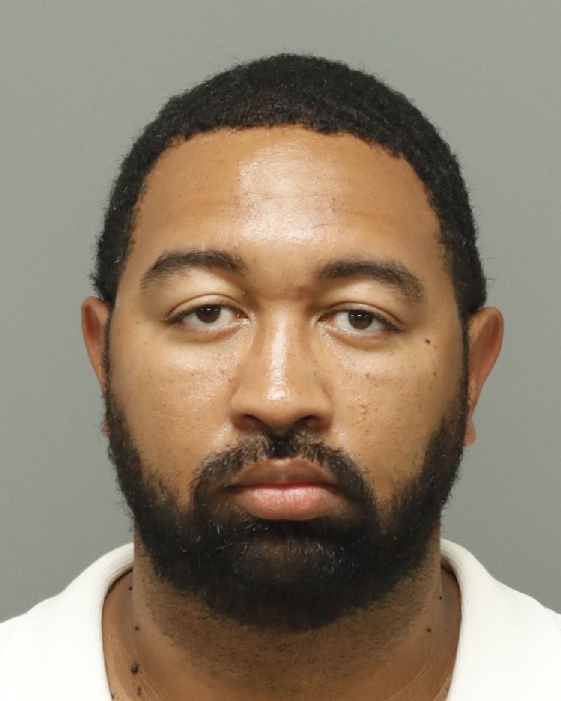 Booking photo of John Lewis