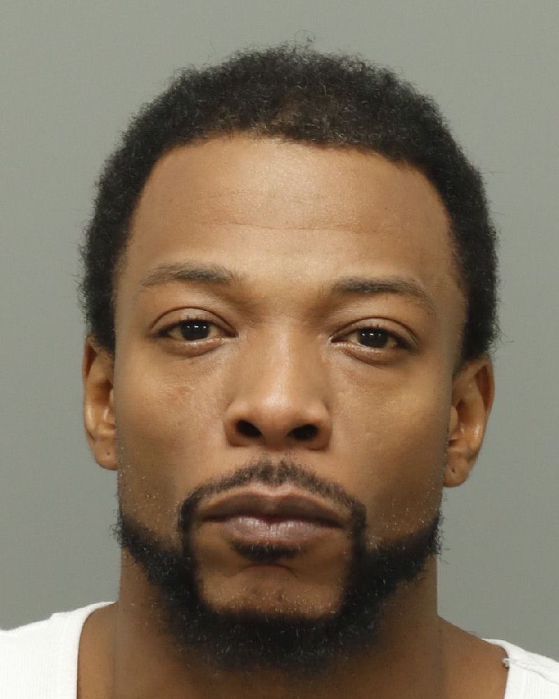 Booking photo of Demeir Dew