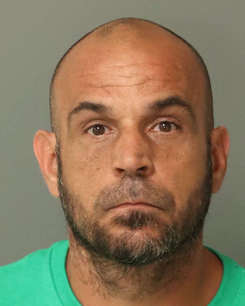 Booking photo of Johnathan Lattimore