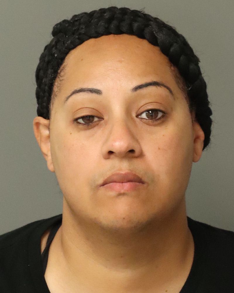 Shanda Brown booking photo