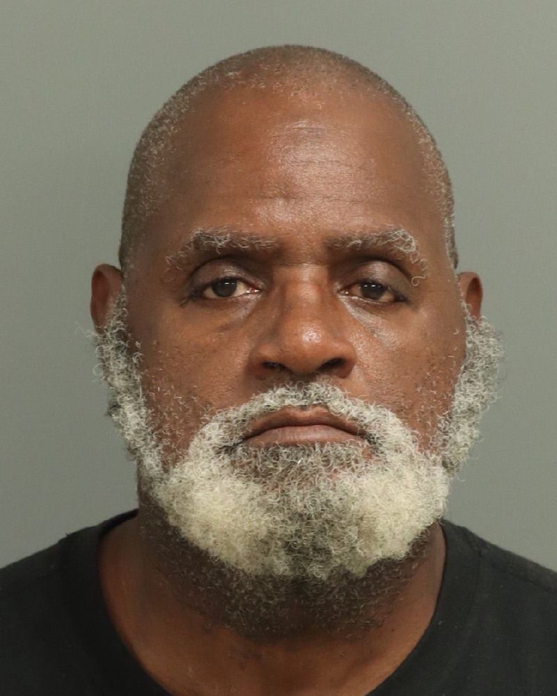 Booking photo of Robert Lee