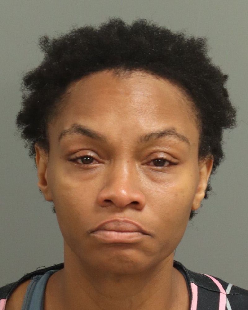 Quianna Mcfadden booking photo