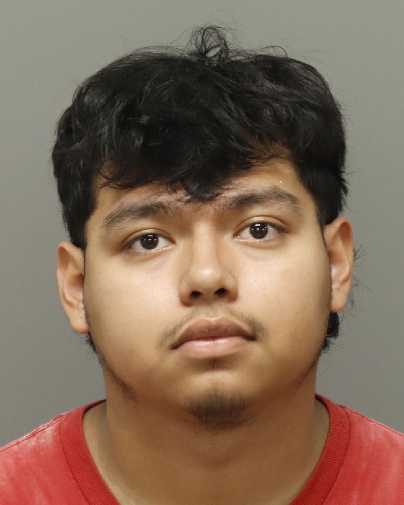 Booking photo of Giovanni Hernandez-reboll