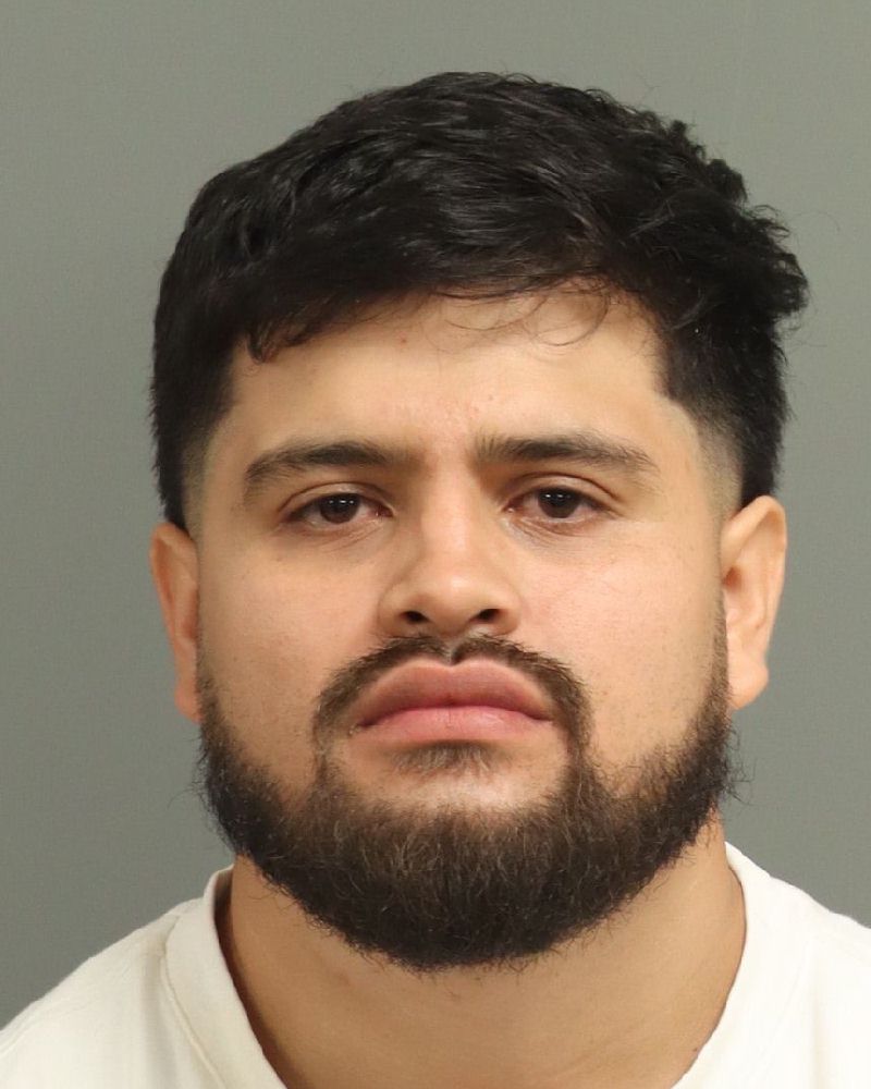 Booking photo of Carlos Gallo Mendoza