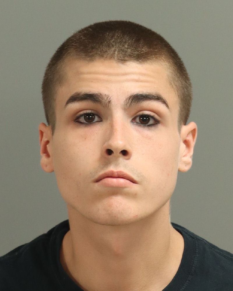 Cameron Mooneyham booking photo