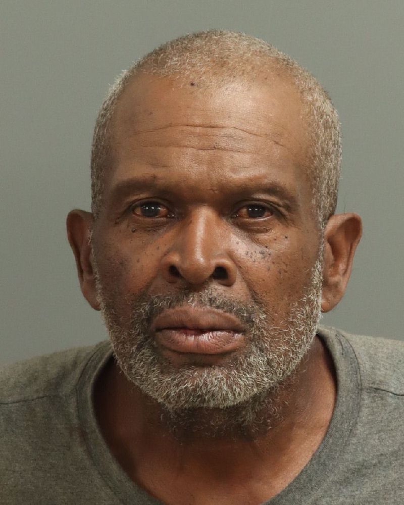 Booking photo of Carlton Edwards