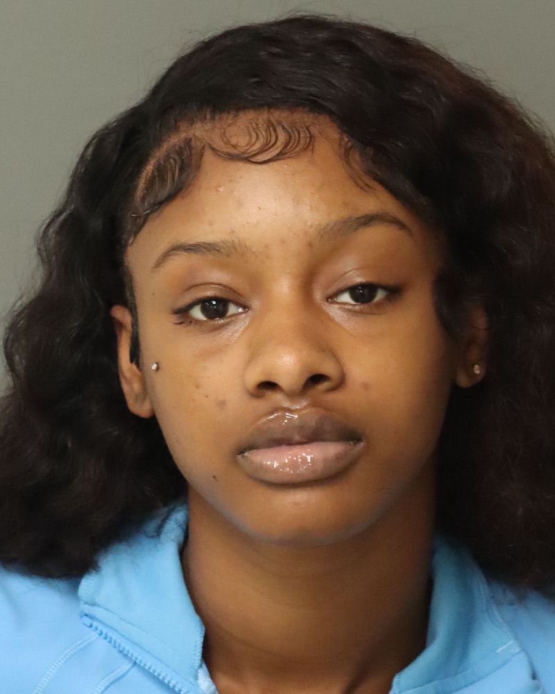 Booking photo of Makiya Mitchell