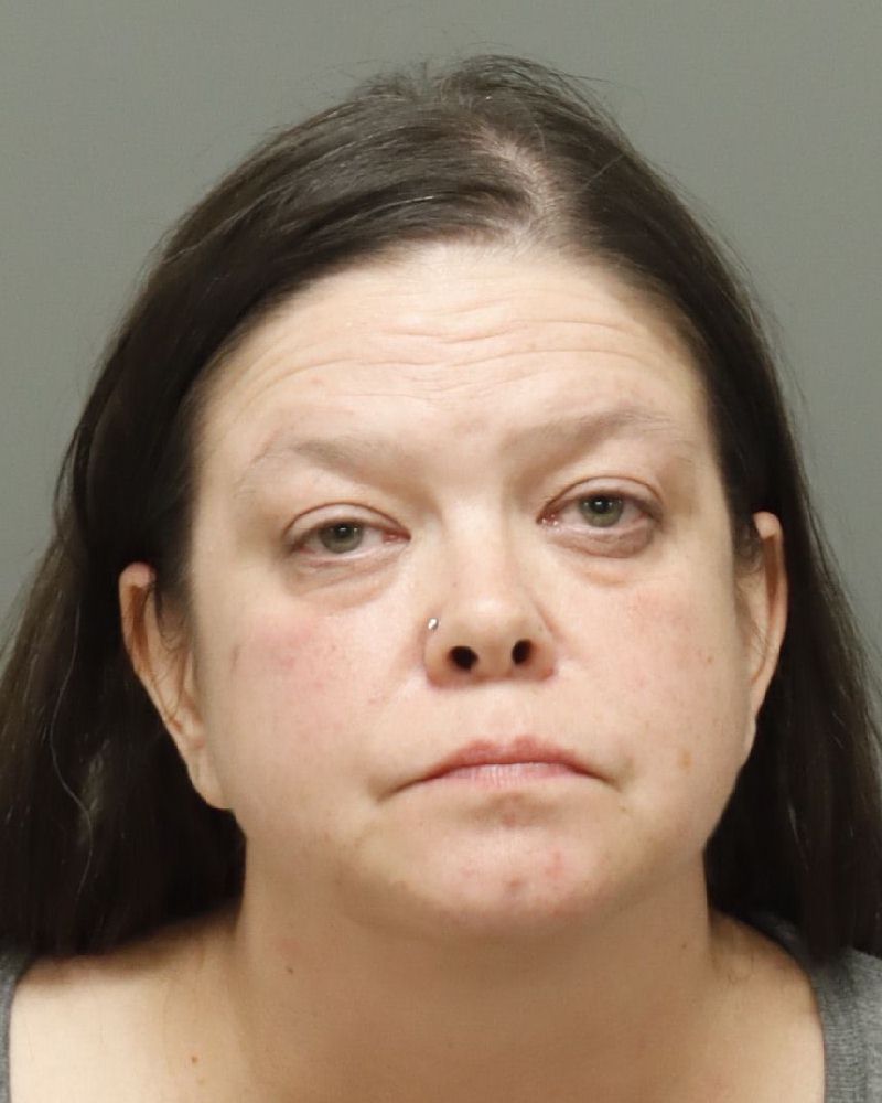 Booking photo of Sarah Holmes