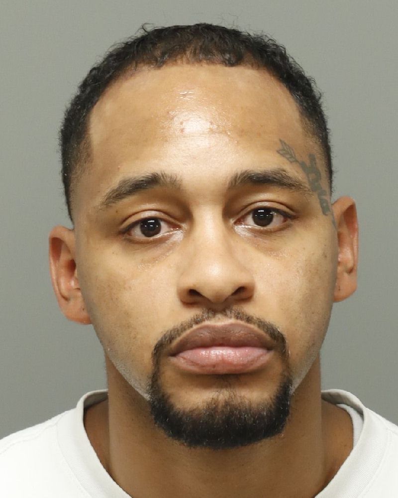 Booking photo of Daveaun Whittle