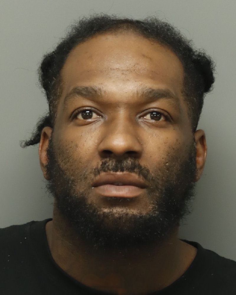 Booking photo of Keston Mcdaniel