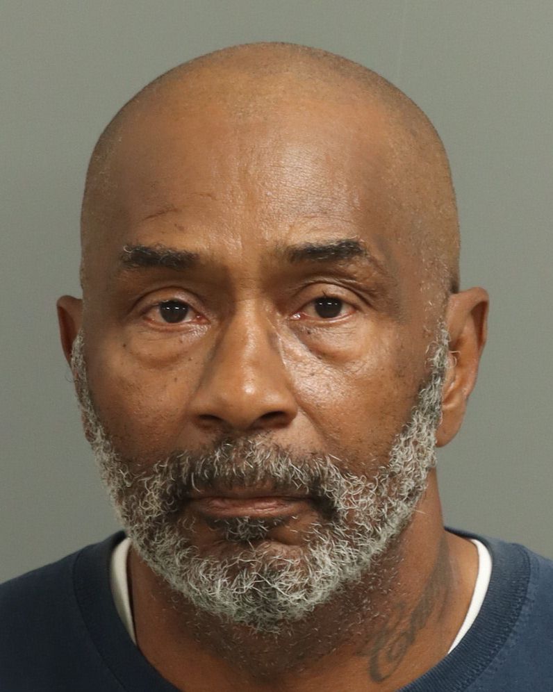 Booking photo of Vincent Crump
