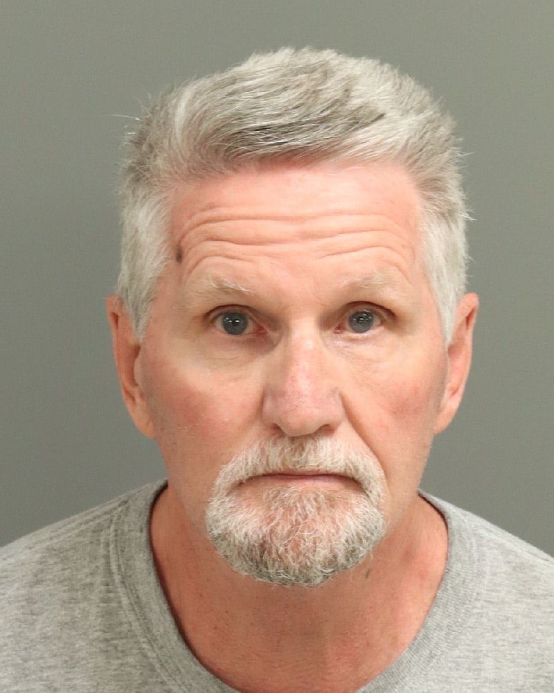Booking photo of Paul Dewey