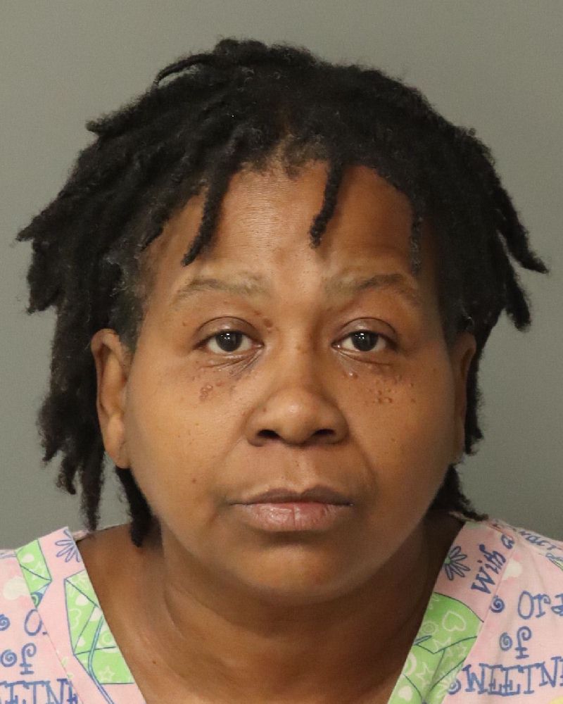 Booking photo of Carolyn Smith