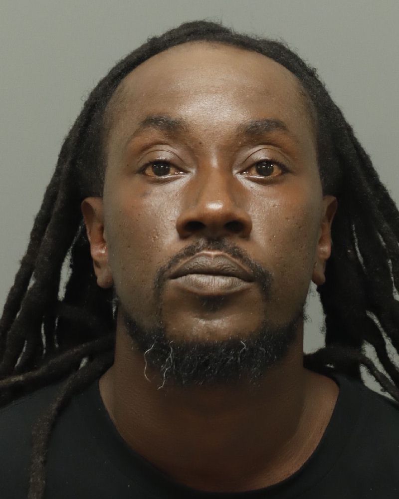 Booking photo of Demetrius Hinton