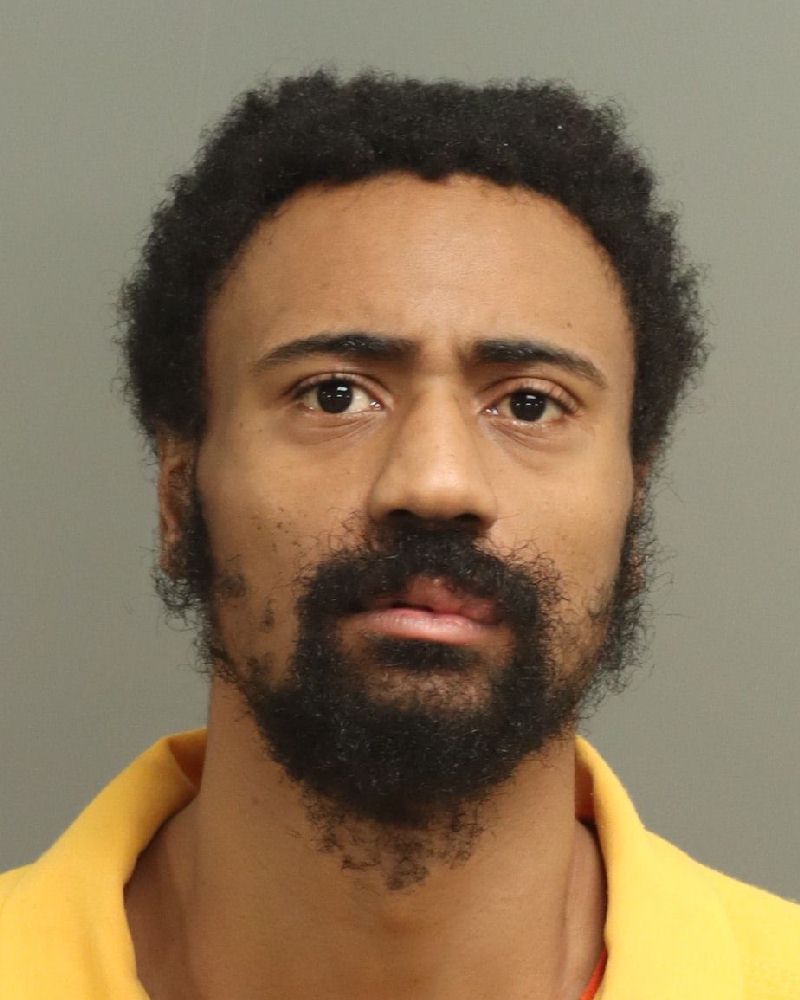 Booking photo of Jamel Reynolds
