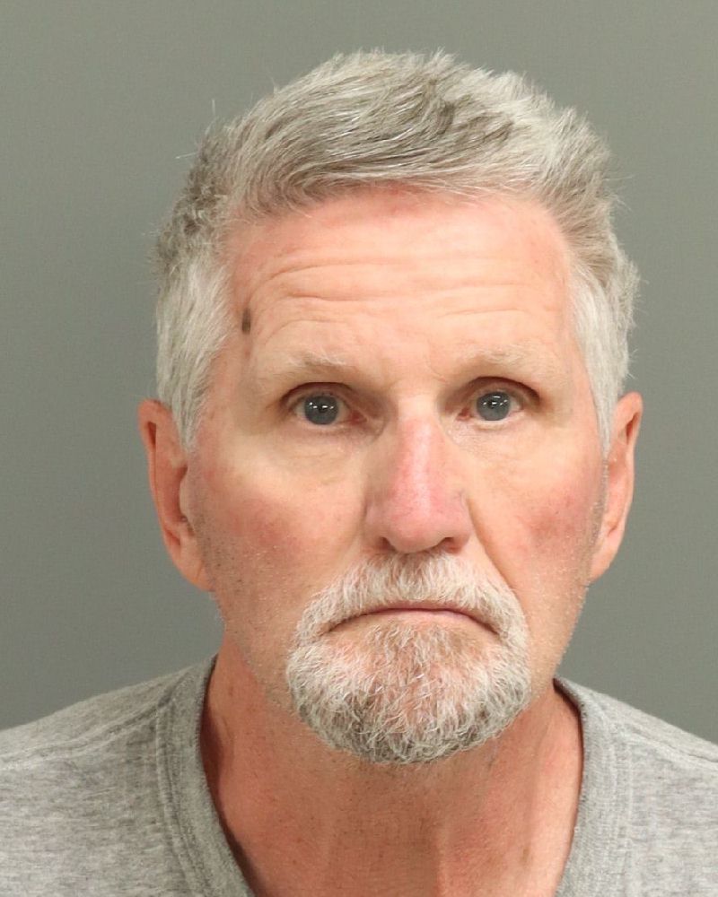 Booking photo of Paul Dewey