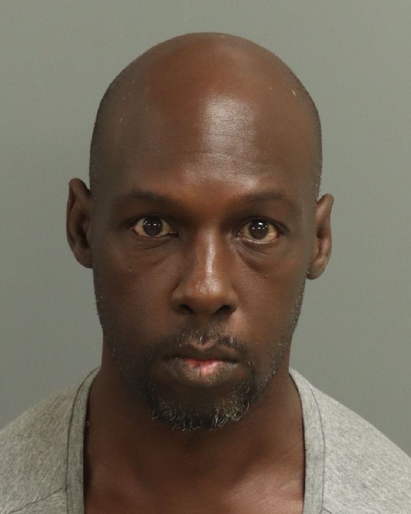 Booking photo of Stephen Robbins