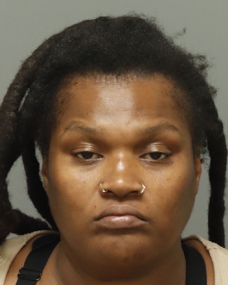 Chauquita Clay booking photo